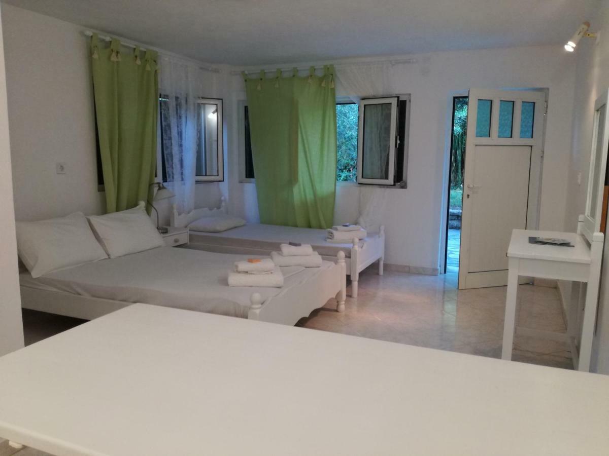 Apartment Rossi's Moraḯtika